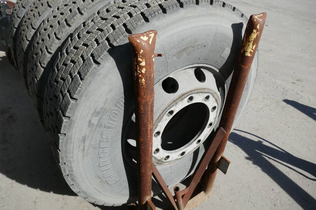 Bridgestone 315/80 R22,5 - Шина для Грузовиков: фото 3 Bridgestone 315/80 R22,5 - Шина для Грузовиков: фото 3