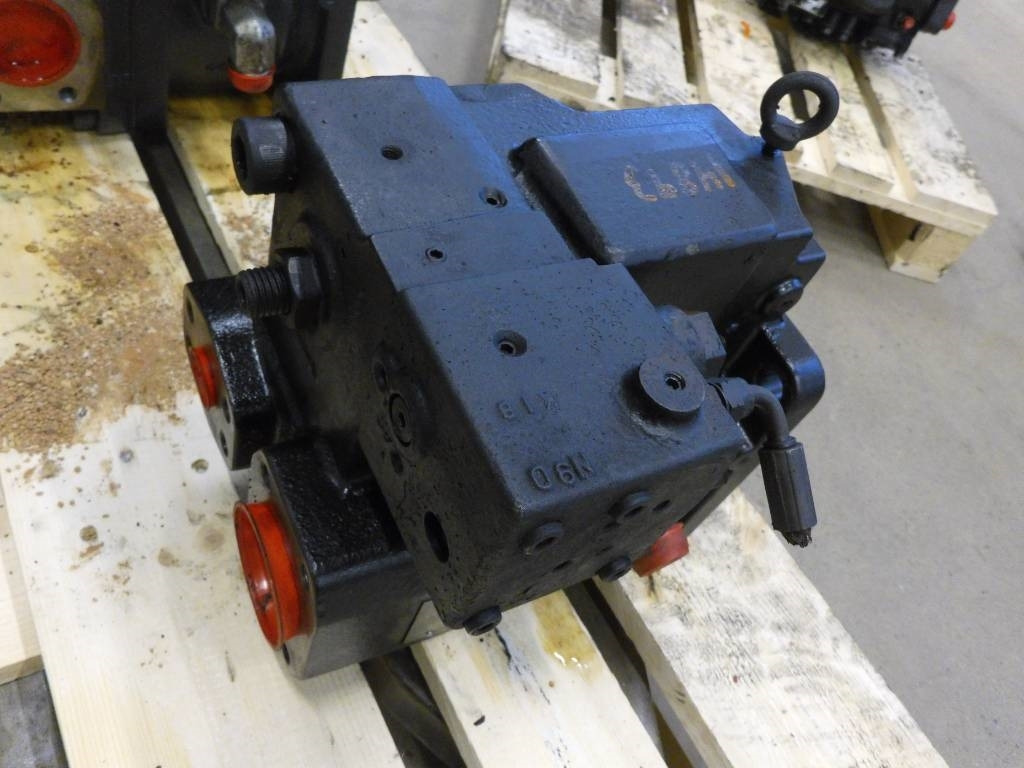 Volvo L180 HL Hydraulik pump, VOE15172808 - Гидравлика для Строительной техники: фото 2 Volvo L180 HL Hydraulik pump, VOE15172808 - Гидравлика для Строительной техники: фото 2