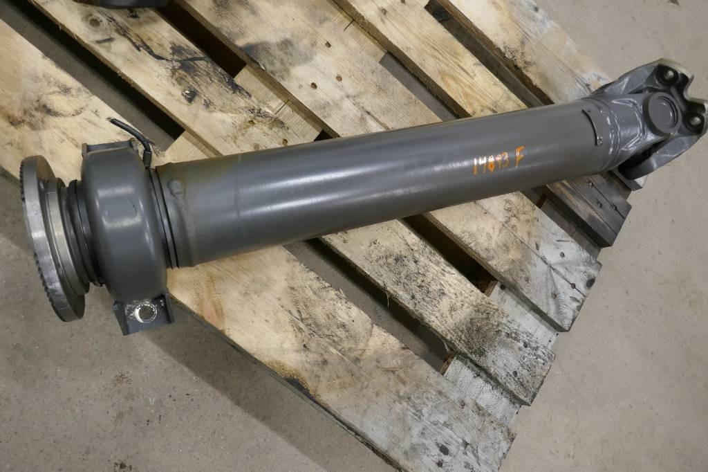 Volvo L180 HL Kardanaxel, voe15085424 - Коробка передач для Строительной техники: фото 1 Volvo L180 HL Kardanaxel, voe15085424 - Коробка передач для Строительной техники: фото 1