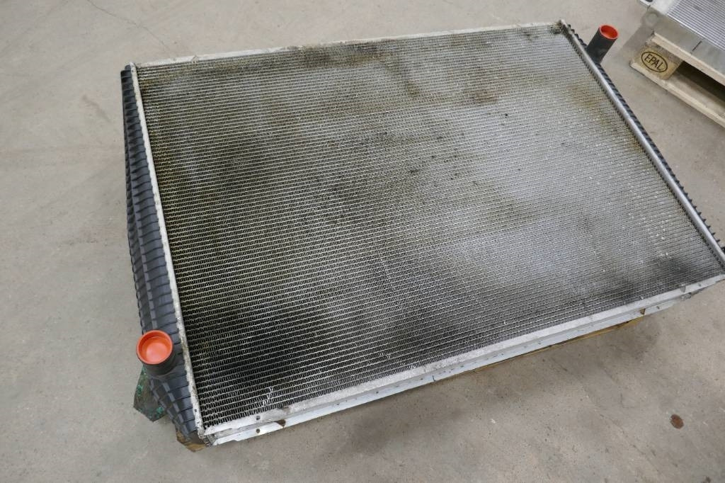 Volvo L180 HL Kylare voe15147619 - Радиатор для Строительной техники: фото 2 Volvo L180 HL Kylare voe15147619 - Радиатор для Строительной техники: фото 2