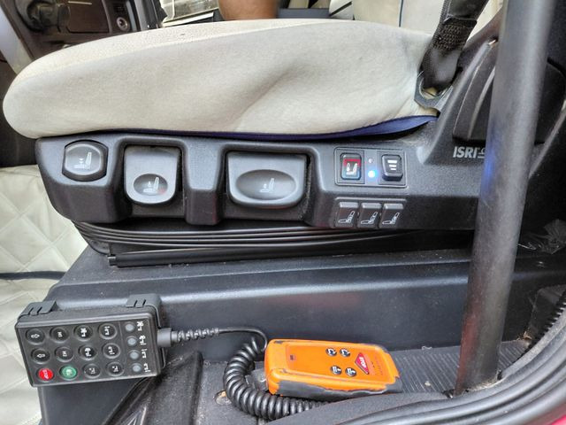 Iveco 260S42 Stralis, 6x2, Retarder, Euro 6, 7.80m box в лизинг Iveco 260S42 Stralis, 6x2, Retarder, Euro 6, 7.80m box: фото 19 Iveco 260S42 Stralis, 6x2, Retarder, Euro 6, 7.80m box в лизинг Iveco 260S42 Stralis, 6x2, Retarder, Euro 6, 7.80m box: фото 19