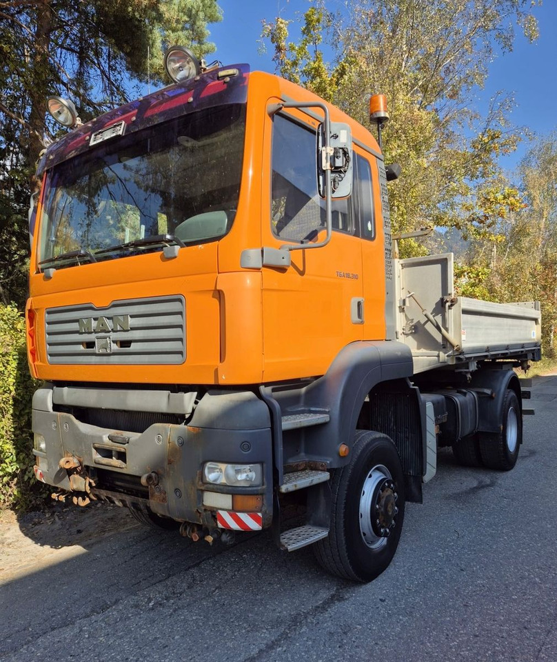 MAN 18.313 FAK 4x4, E3,  ohne Kran - Самосвал: фото 1 MAN 18.313 FAK 4x4, E3,  ohne Kran - Самосвал: фото 1