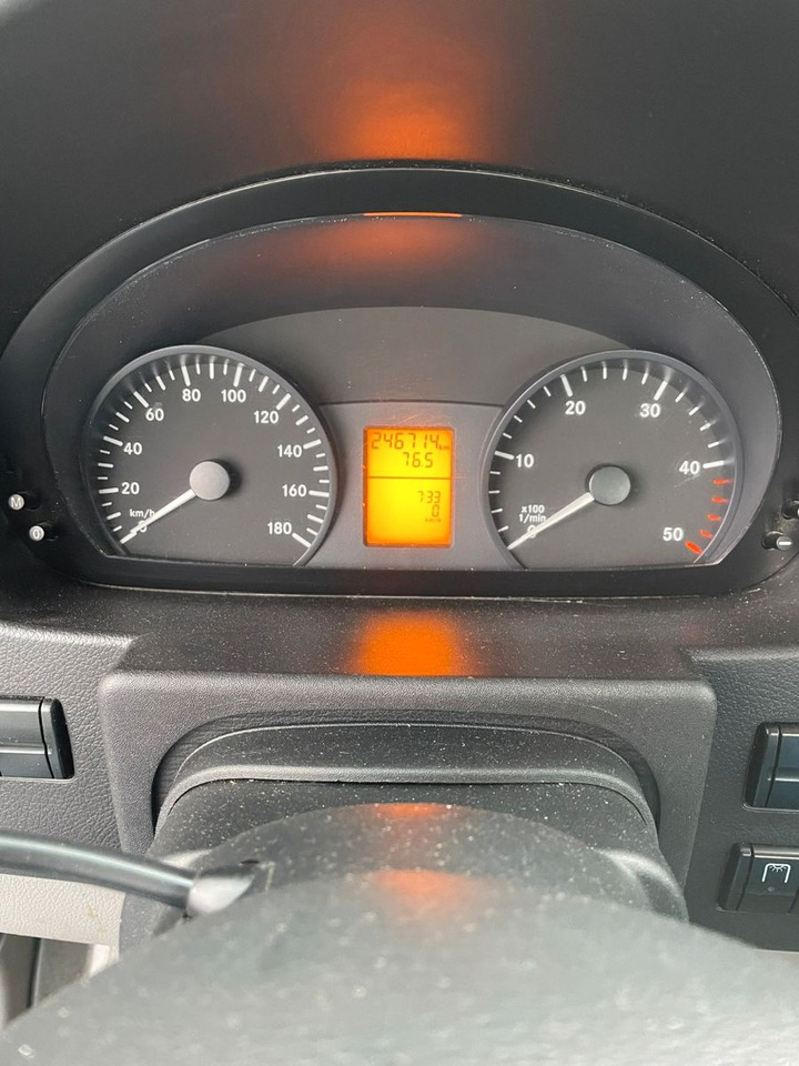 Mercedes-Benz 316 CDI, 5.20m Pritsche - Малотоннажный бортовой грузовик: фото 5 Mercedes-Benz 316 CDI, 5.20m Pritsche - Малотоннажный бортовой грузовик: фото 5