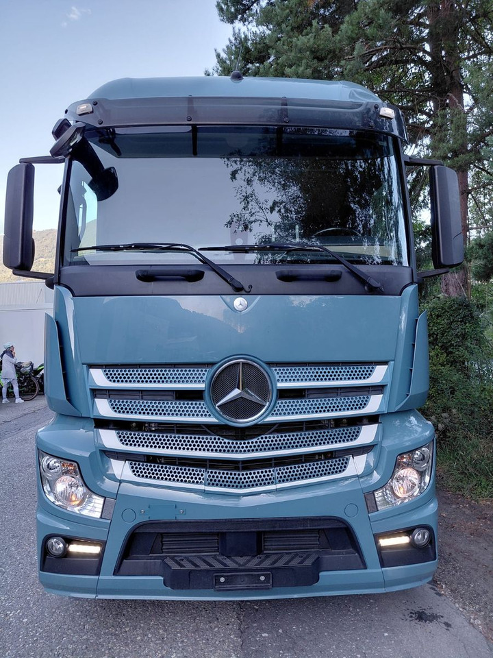 Mercedes-Benz Actros 1836 4x2, E6, Ladebordwand, Fahrschule - Тентованный грузовик: фото 2 Mercedes-Benz Actros 1836 4x2, E6, Ladebordwand, Fahrschule - Тентованный грузовик: фото 2