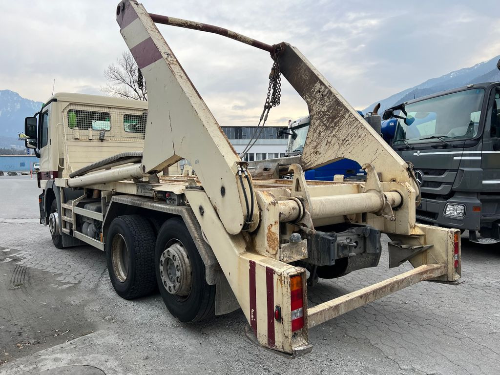 Mercedes-Benz Actros 2536 6x2, E5, MP3, WELAKI Mercedes-Benz Actros 2536 6x2, E5, MP3, WELAKI - Портальный бункеровоз: фото 4 Mercedes-Benz Actros 2536 6x2, E5, MP3, WELAKI Mercedes-Benz Actros 2536 6x2, E5, MP3, WELAKI - Портальный бункеровоз: фото 4