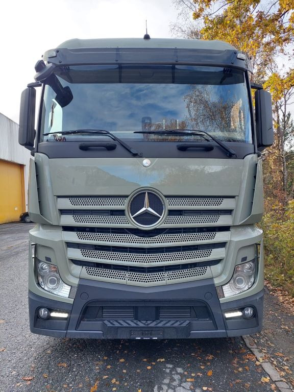 Mercedes-Benz Actros 2545 6x2, E6, Effer 265/6S - Автоманипулятор, Грузовик бортовой/ Платформа: фото 4 Mercedes-Benz Actros 2545 6x2, E6, Effer 265/6S - Автоманипулятор, Грузовик бортовой/ Платформа: фото 4