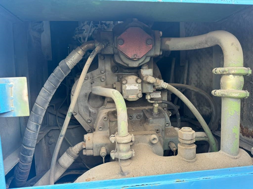 Гусеничный кран Hitachi KH 150-3: фото 12