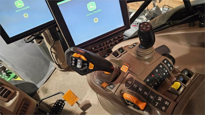 John Deere 6250R Ultimate Edition - Трактор: фото 5 John Deere 6250R Ultimate Edition - Трактор: фото 5