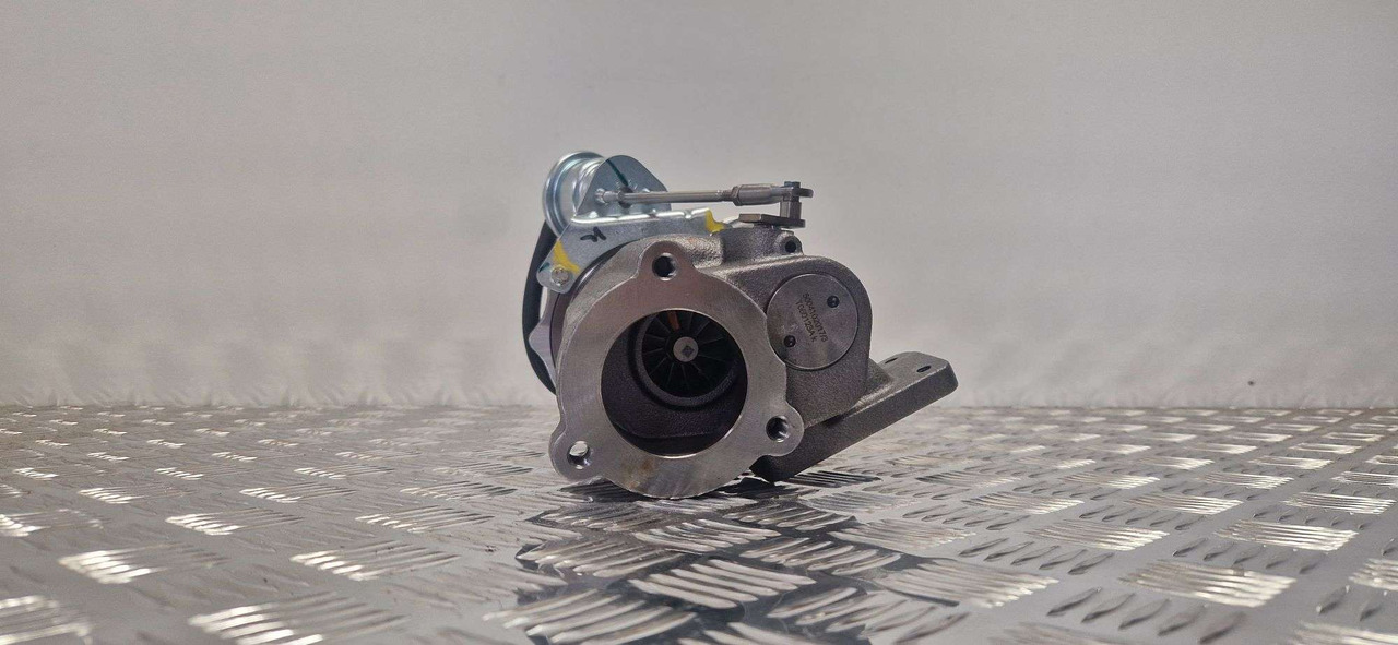 BorgWarner 53049880177 Turbo 55kw T4 JCB 320/A6431 - Двигатель и запчасти для Строительной техники: фото 5 BorgWarner 53049880177 Turbo 55kw T4 JCB 320/A6431 - Двигатель и запчасти для Строительной техники: фото 5