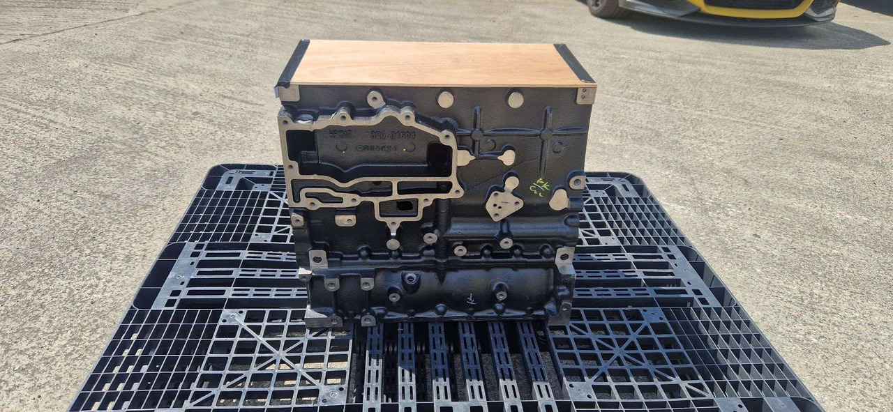 JCB 320/01606 Genuine block bedplate assembly T2 - Двигатель для Строительной техники: фото 5 JCB 320/01606 Genuine block bedplate assembly T2 - Двигатель для Строительной техники: фото 5