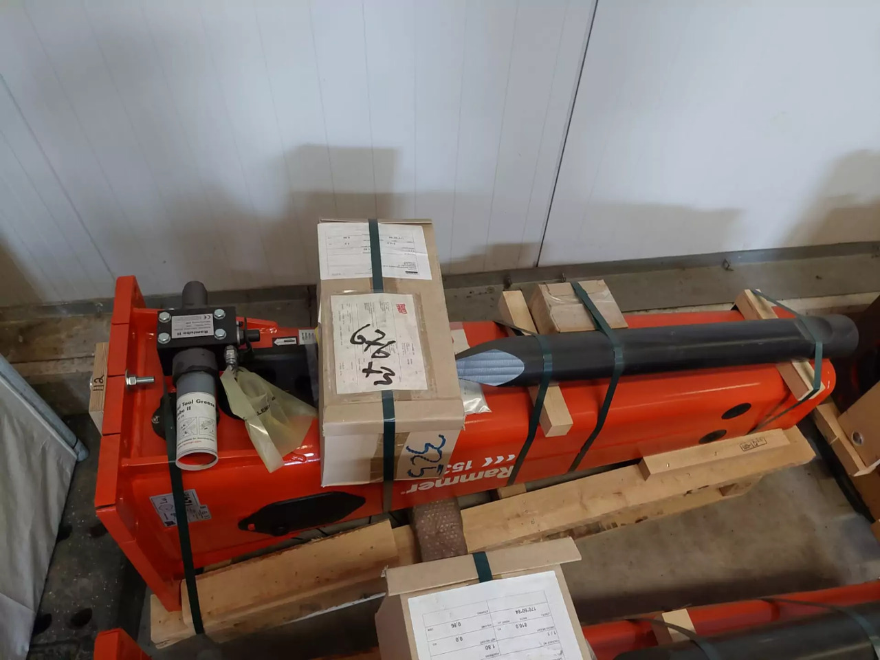 2023 Rammer 1533E - Гидромолот: фото 1 2023 Rammer 1533E - Гидромолот: фото 1