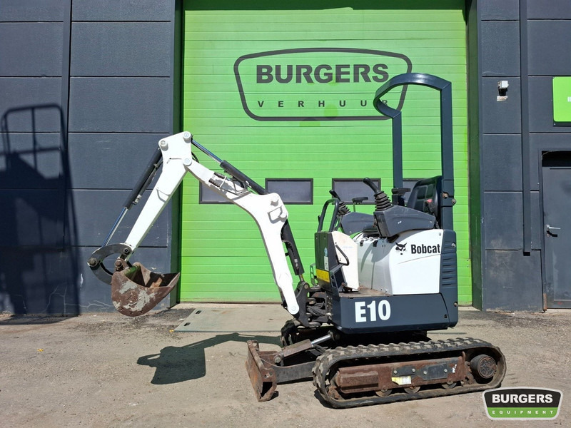 Bobcat E10 - Мини-экскаватор: фото 1 Bobcat E10 - Мини-экскаватор: фото 1