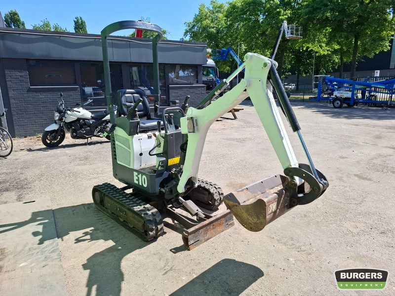 Bobcat E10 - Мини-экскаватор: фото 3 Bobcat E10 - Мини-экскаватор: фото 3