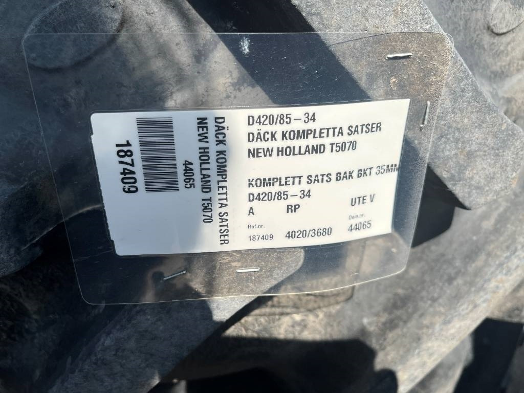 BKT 420/85R34 till New Holland T5070 - Шина для Сельскохозяйственной техники: фото 2 BKT 420/85R34 till New Holland T5070 - Шина для Сельскохозяйственной техники: фото 2