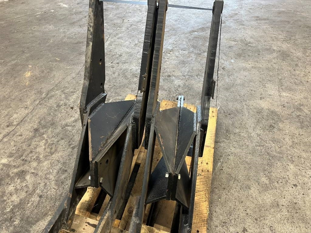 Lastarfäste Trima till Ursus Zetor - Фронтальный погрузчик для трактора: фото 4 Lastarfäste Trima till Ursus Zetor - Фронтальный погрузчик для трактора: фото 4