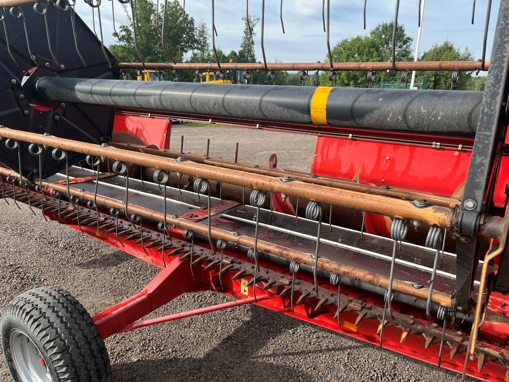 Massey Ferguson MF 32 Skärbord / Header - Навесное оборудование для комбайна: фото 3 Massey Ferguson MF 32 Skärbord / Header - Навесное оборудование для комбайна: фото 3