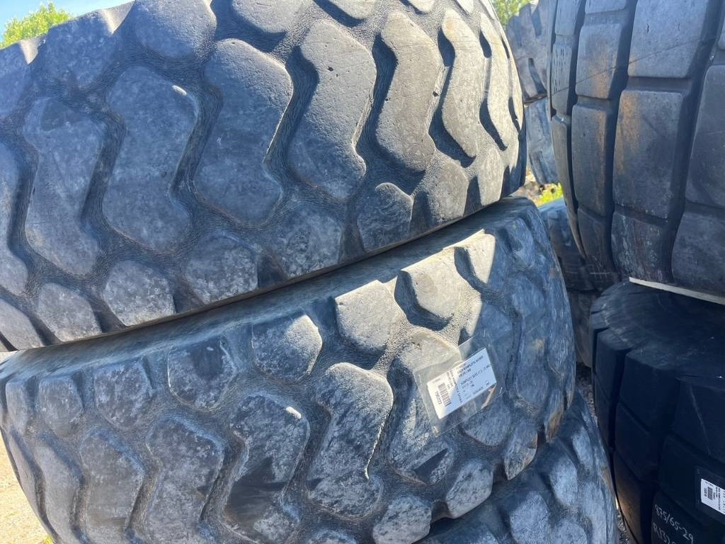 Michelin XHA 15,5-R25 till Volvo L50E C D B - Шина для Строительной техники: фото 3 Michelin XHA 15,5-R25 till Volvo L50E C D B - Шина для Строительной техники: фото 3