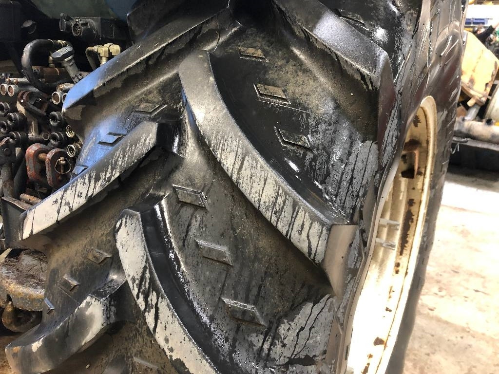 New Holland TS 110 Dismantled: only spare parts - Трактор: фото 2 New Holland TS 110 Dismantled: only spare parts - Трактор: фото 2