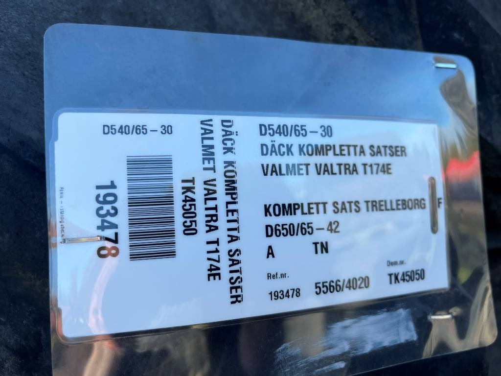 Trelleborg 650/65 42 540/65 30 till Valmet Valtra T174 - Шина для Сельскохозяйственной техники: фото 4 Trelleborg 650/65 42 540/65 30 till Valmet Valtra T174 - Шина для Сельскохозяйственной техники: фото 4