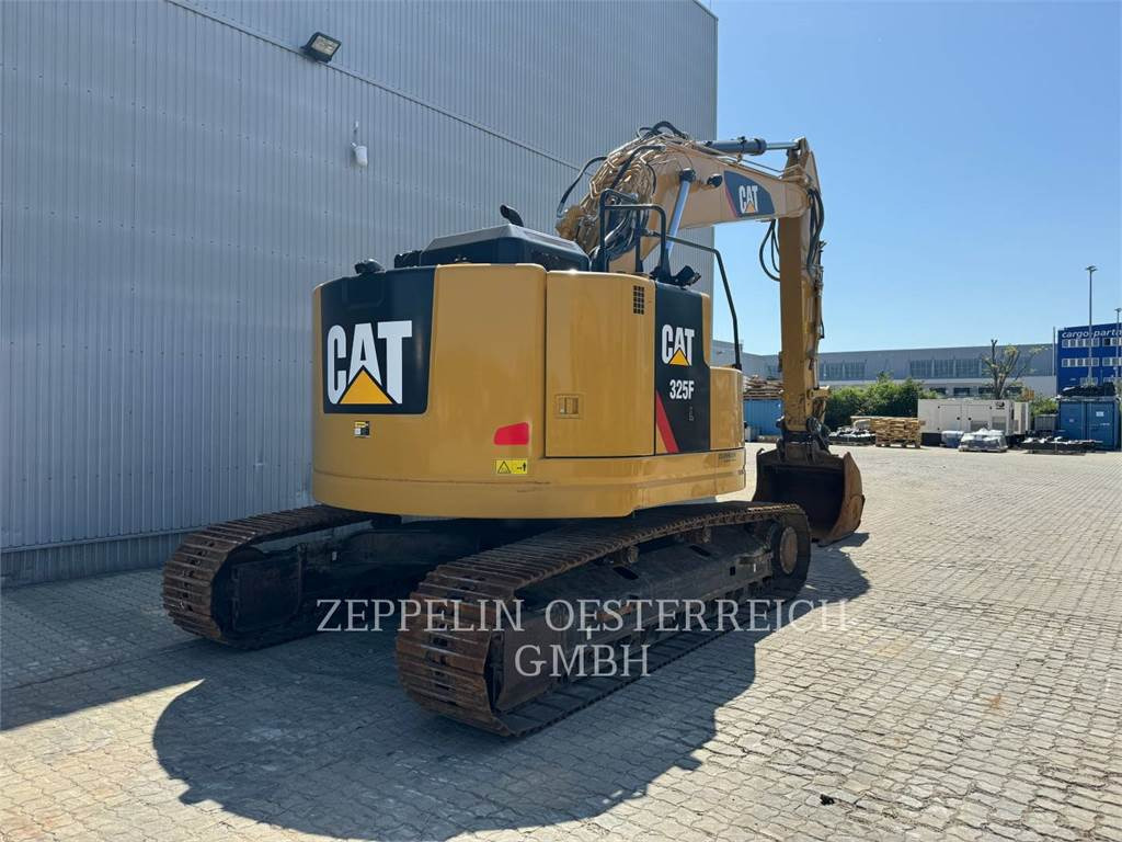CAT 325FLCR - Гусеничный экскаватор: фото 3 CAT 325FLCR - Гусеничный экскаватор: фото 3