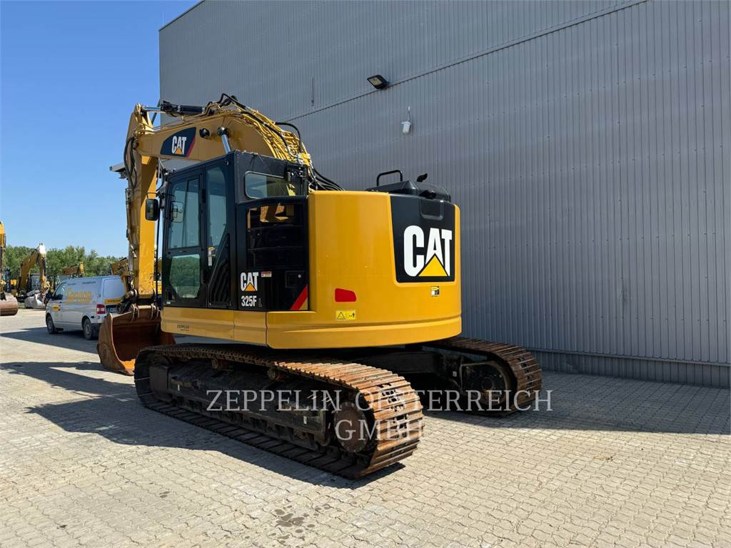 CAT 325FLCR - Гусеничный экскаватор: фото 4 CAT 325FLCR - Гусеничный экскаватор: фото 4