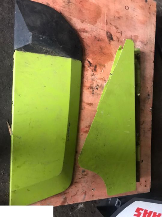 Boczek Maski - Claas Axion - Капот для Сельскохозяйственной техники: фото 1 Boczek Maski - Claas Axion - Капот для Сельскохозяйственной техники: фото 1