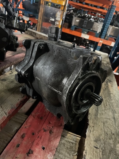 Case MX 90 - Pompa Hydrauliki - Гидравлический насос для Сельскохозяйственной техники: фото 2 Case MX 90 - Pompa Hydrauliki - Гидравлический насос для Сельскохозяйственной техники: фото 2