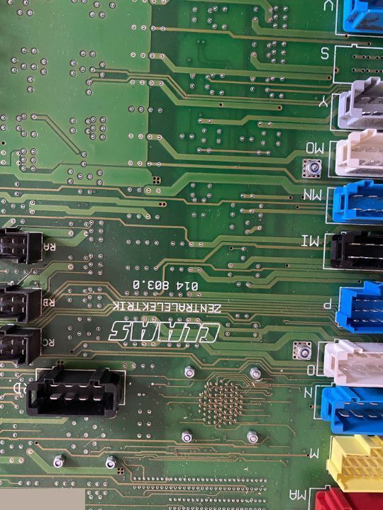 Claas Lexiom - Płyta Bezpieczników 014 803.0 - Предохранитель для Сельскохозяйственной техники: фото 1 Claas Lexiom - Płyta Bezpieczników 014 803.0 - Предохранитель для Сельскохозяйственной техники: фото 1