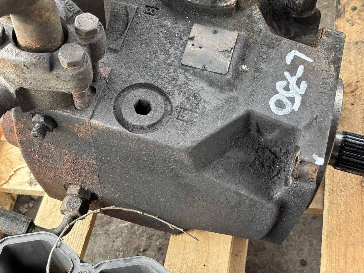 Claas Lexion 620 630 650 660 670 750 760 Pompa Hydrauliczna Hydrostat 0018024651 CZĘŚCI - Гидравлический насос для Сельскохозяйственной техники: фото 4 Claas Lexion 620 630 650 660 670 750 760 Pompa Hydrauliczna Hydrostat 0018024651 CZĘŚCI - Гидравлический насос для Сельскохозяйственной техники: фото 4