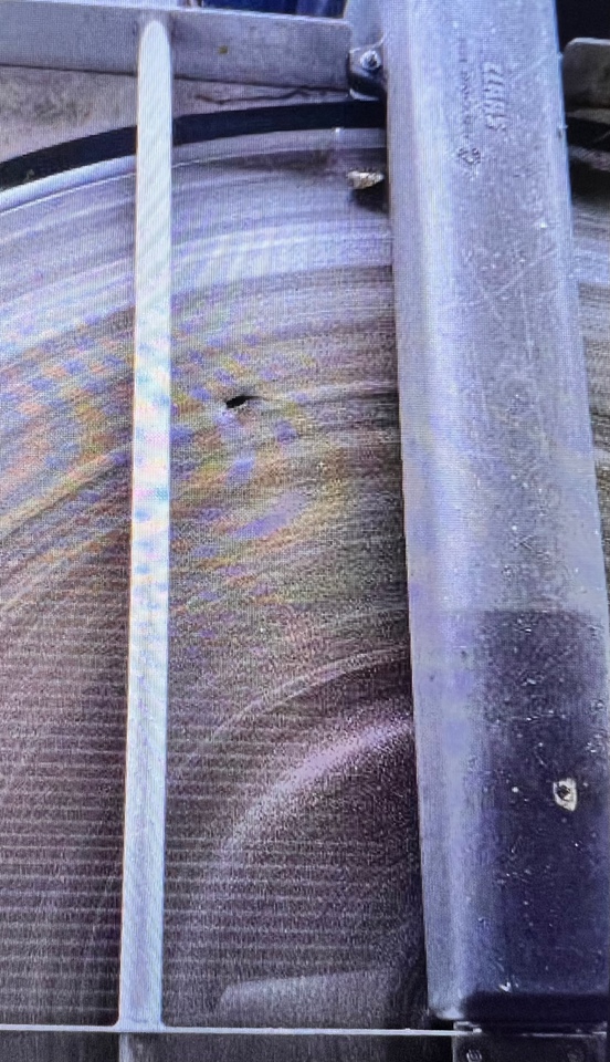 Claas Lexion Tkanina druciana Kosz chłodnicy 0007918971 - Радиатор для Сельскохозяйственной техники: фото 2 Claas Lexion Tkanina druciana Kosz chłodnicy 0007918971 - Радиатор для Сельскохозяйственной техники: фото 2