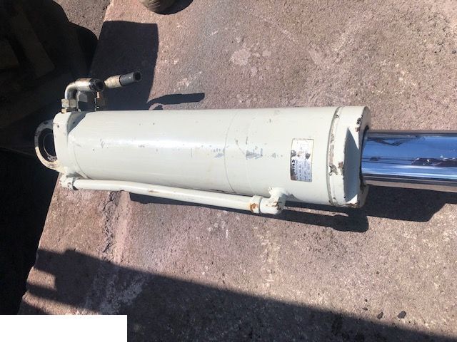 Claas Ranger - Siłownik Poziomowania Łyźki - Гидравлический цилиндр для Телескопических погрузчиков: фото 3 Claas Ranger - Siłownik Poziomowania Łyźki - Гидравлический цилиндр для Телескопических погрузчиков: фото 3