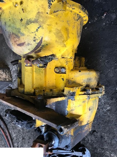 Claas Ranger - Skrzynia INTERNATIONAL Ratio 1:1 - Części - Коробка передач для Телескопических погрузчиков: фото 1 Claas Ranger - Skrzynia INTERNATIONAL Ratio 1:1 - Części - Коробка передач для Телескопических погрузчиков: фото 1