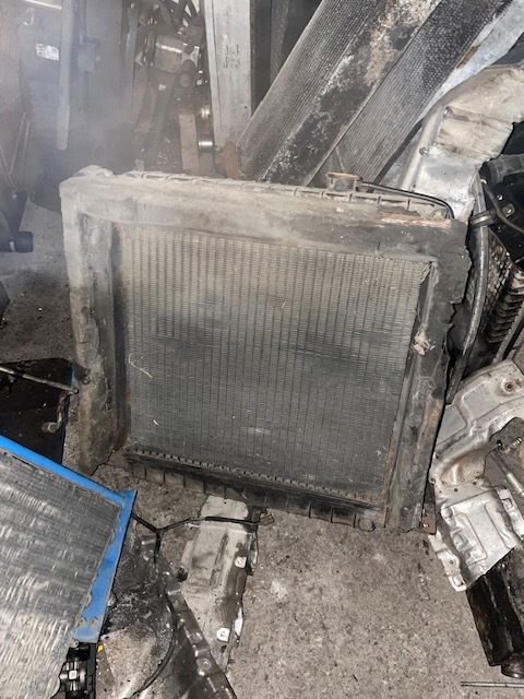 Claas ranger Sanderson TL6 - TL7 chłodnica wody 0003239010 - Радиатор для Сельскохозяйственной техники: фото 2 Claas ranger Sanderson TL6 - TL7 chłodnica wody 0003239010 - Радиатор для Сельскохозяйственной техники: фото 2