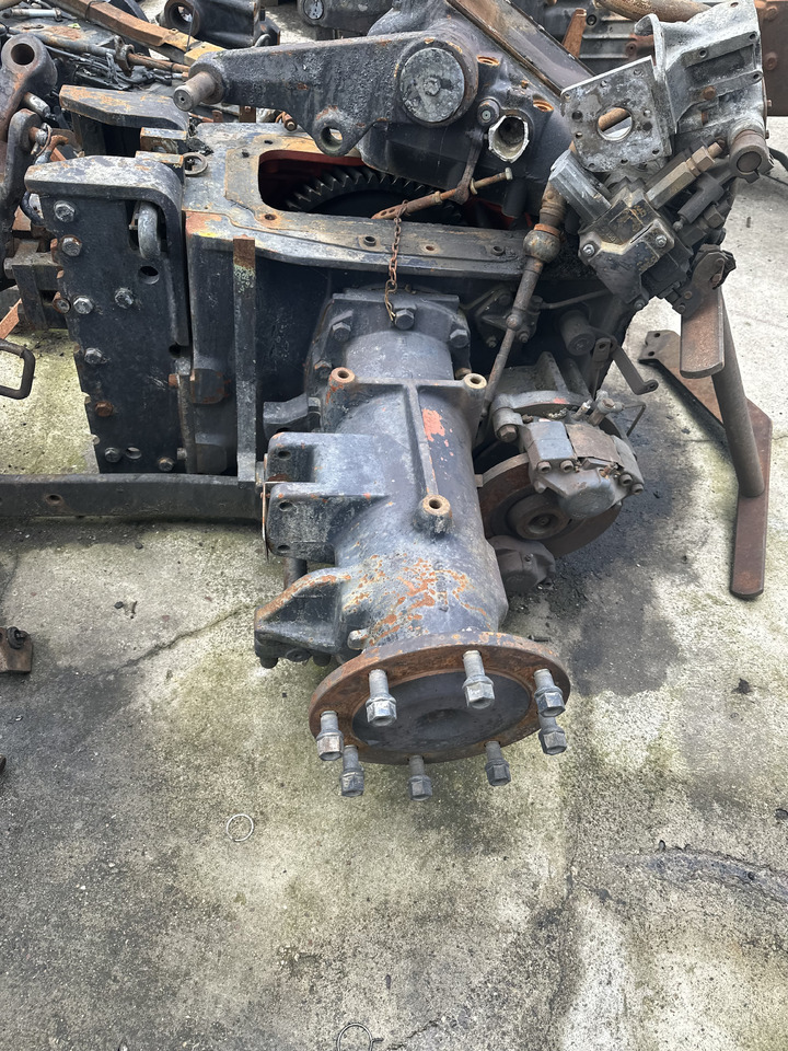 Deutz FX 4.51 tylny most części - Задняя ось для Тракторов: фото 1 Deutz FX 4.51 tylny most części - Задняя ось для Тракторов: фото 1