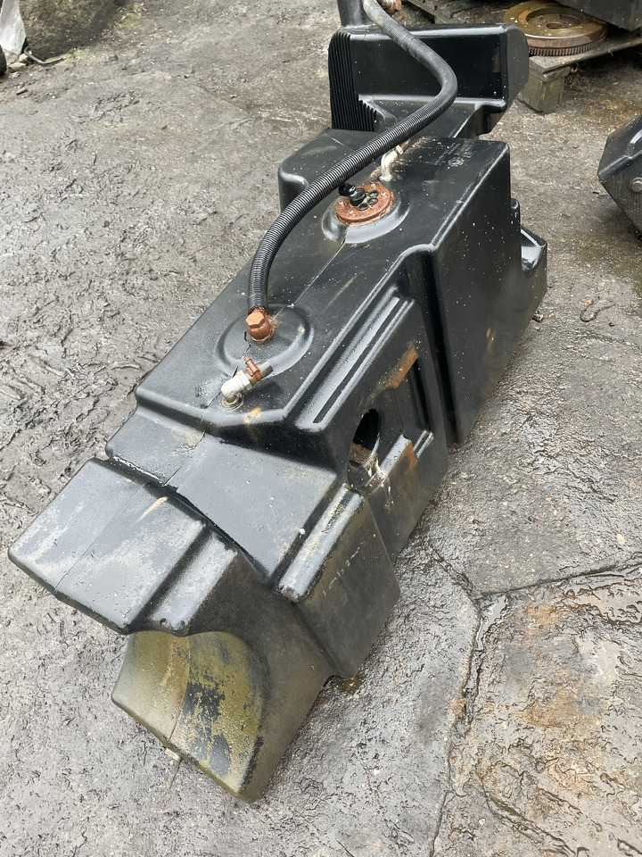 Deutz Fahr Agrotron - zbiornik paliwa 001418183 - Топливный бак для Сельскохозяйственной техники: фото 2 Deutz Fahr Agrotron - zbiornik paliwa 001418183 - Топливный бак для Сельскохозяйственной техники: фото 2