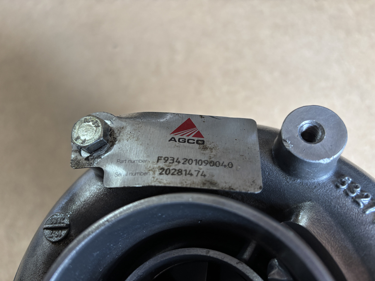 Deutz TCD7.1 - turbosprężarka 04903626 12709700013 - Турбина: фото 4 Deutz TCD7.1 - turbosprężarka 04903626 12709700013 - Турбина: фото 4