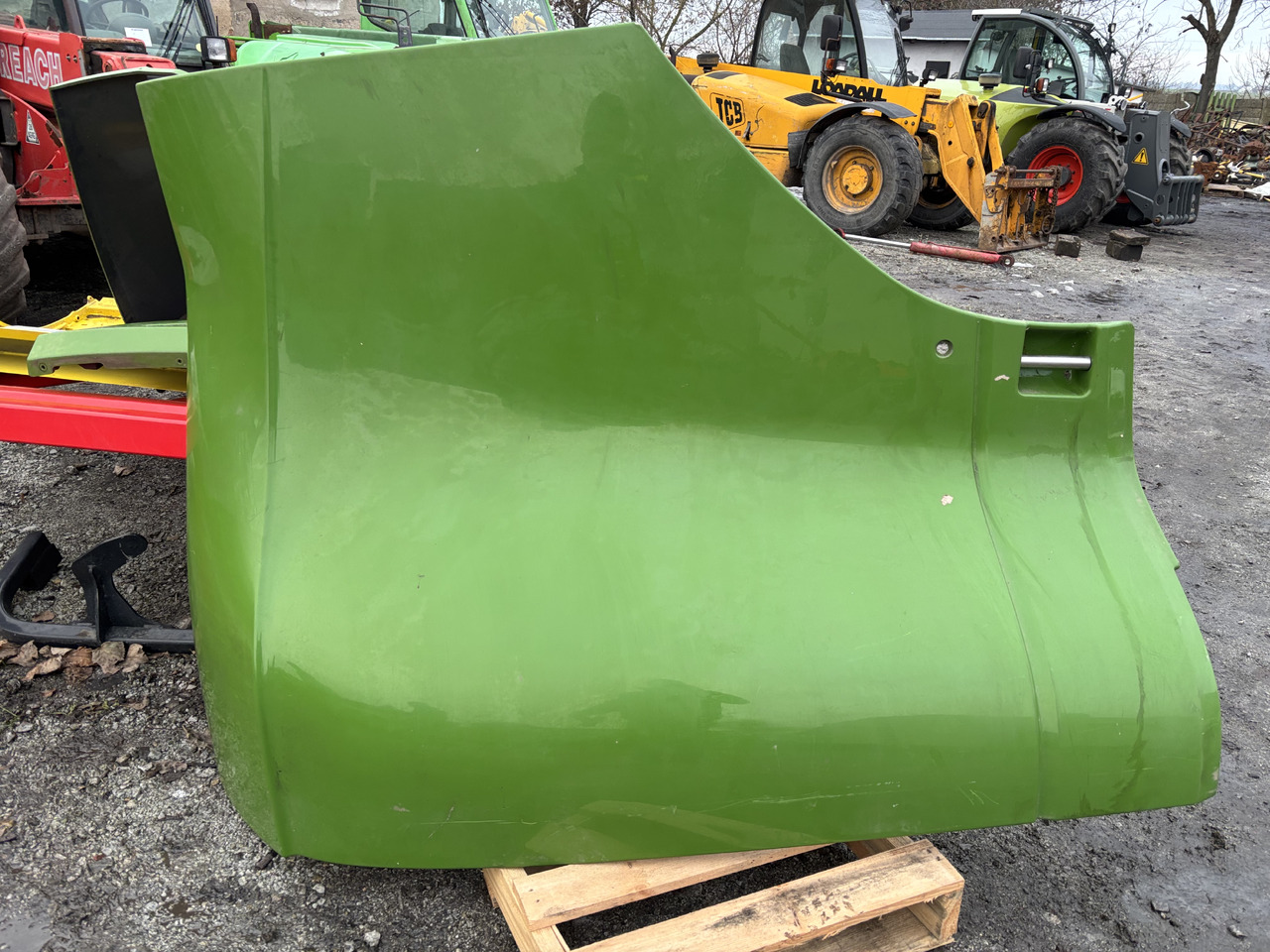 Fendt Katana 65 S4 650 Gen3 85 S4 Owiewka Prawa Obudowa Prawa Klapa H653500133142 - Другая техника: фото 1 Fendt Katana 65 S4 650 Gen3 85 S4 Owiewka Prawa Obudowa Prawa Klapa H653500133142 - Другая техника: фото 1