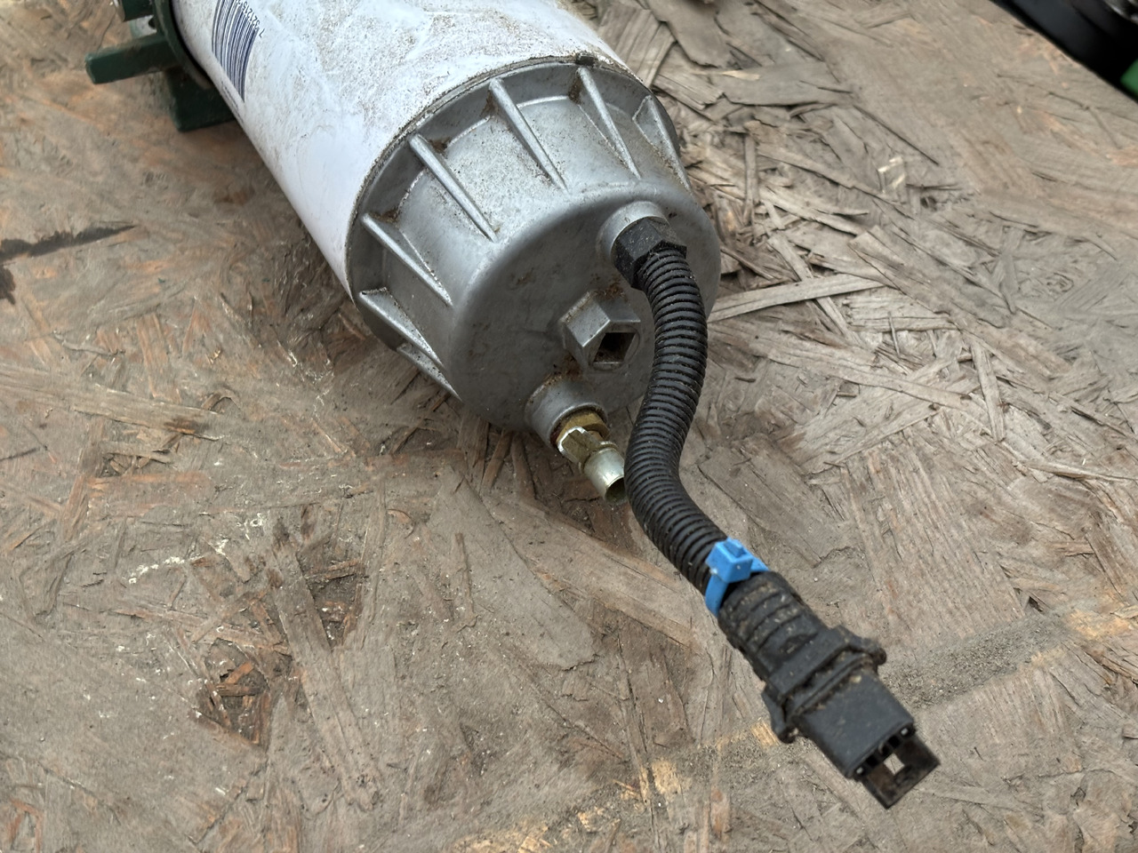 VOLVO Racor F01440 Filtr Paliwa z Separatorem - Другая техника: фото 2 VOLVO Racor F01440 Filtr Paliwa z Separatorem - Другая техника: фото 2