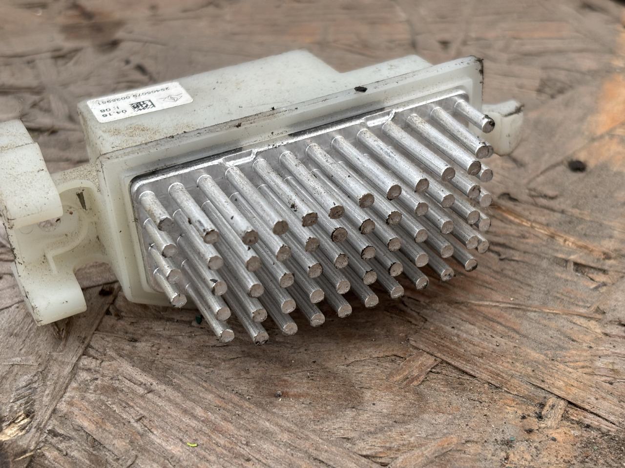 FENDT Regulator nagrzewnicy Rezystor dmuchawy 29405079 F737812145150 - Отопление/ Вентиляция для Сельскохозяйственной техники: фото 2 FENDT Regulator nagrzewnicy Rezystor dmuchawy 29405079 F737812145150 - Отопление/ Вентиляция для Сельскохозяйственной техники: фото 2