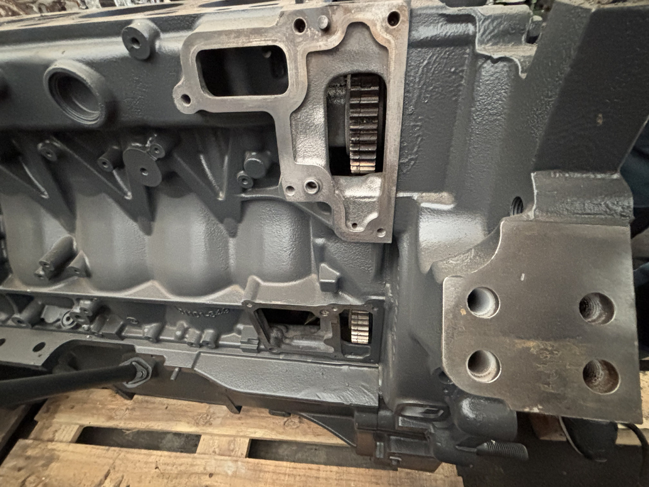 Fendt 936 Gen 7 Silnik D1556LE523 Miska Olejowa H218PF150163A CZĘŚCI - Масляный поддон для Тракторов: фото 4 Fendt 936 Gen 7 Silnik D1556LE523 Miska Olejowa H218PF150163A CZĘŚCI - Масляный поддон для Тракторов: фото 4