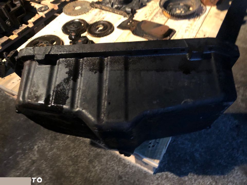 Iveco F4CE04 - Miska Olejowa 504043550 - Масляный поддон для Сельскохозяйственной техники: фото 3 Iveco F4CE04 - Miska Olejowa 504043550 - Масляный поддон для Сельскохозяйственной техники: фото 3