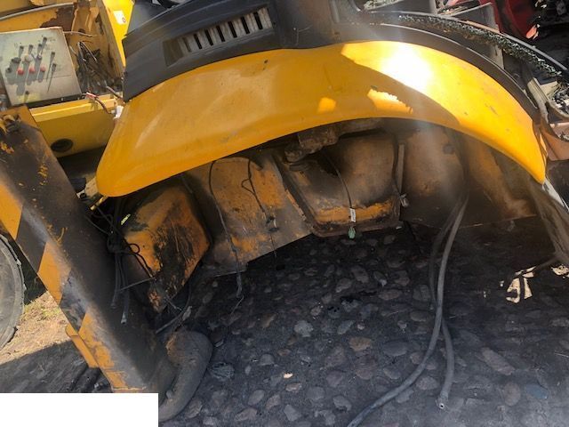JCB 3cx - Błotnik Prawy - Крыло для Строительной техники: фото 1 JCB 3cx - Błotnik Prawy - Крыло для Строительной техники: фото 1