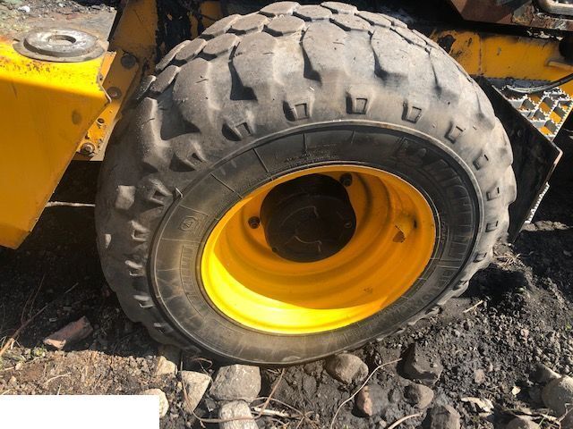 JCB 531-70 -Opona 460/70 R24 - Шина для Телескопических погрузчиков: фото 1 JCB 531-70 -Opona 460/70 R24 - Шина для Телескопических погрузчиков: фото 1