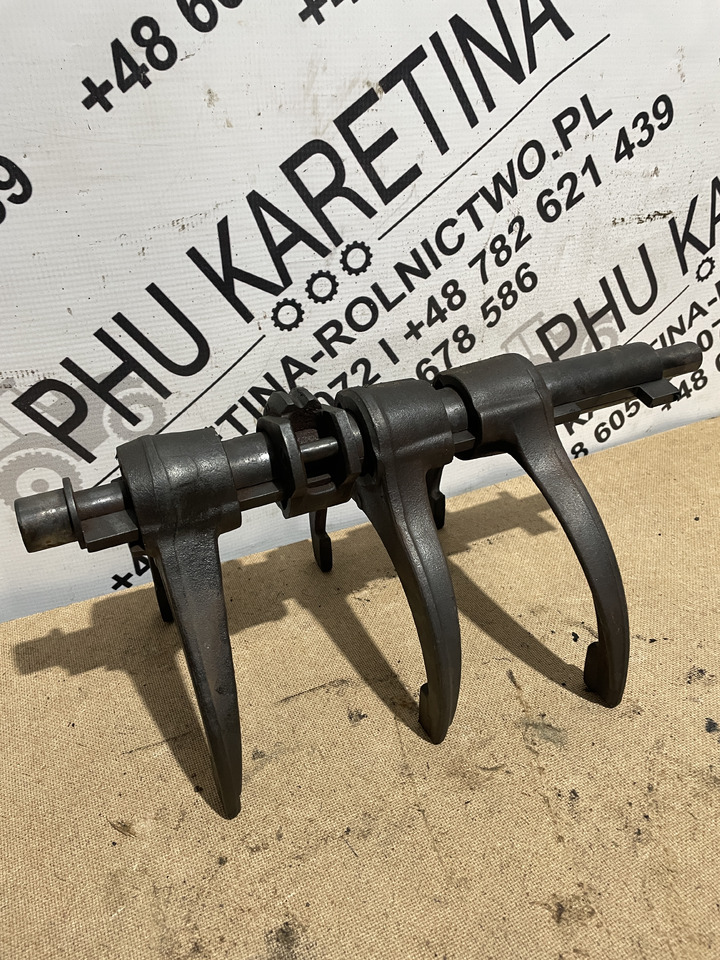 JCB Fastrac - wałek widełki wybieraka skrzyni biegów - Коробка передач и запчасти для Строительной техники: фото 1 JCB Fastrac - wałek widełki wybieraka skrzyni biegów - Коробка передач и запчасти для Строительной техники: фото 1