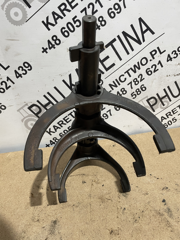 JCB Fastrac - wałek widełki wybieraka skrzyni biegów - Коробка передач и запчасти для Строительной техники: фото 2 JCB Fastrac - wałek widełki wybieraka skrzyni biegów - Коробка передач и запчасти для Строительной техники: фото 2