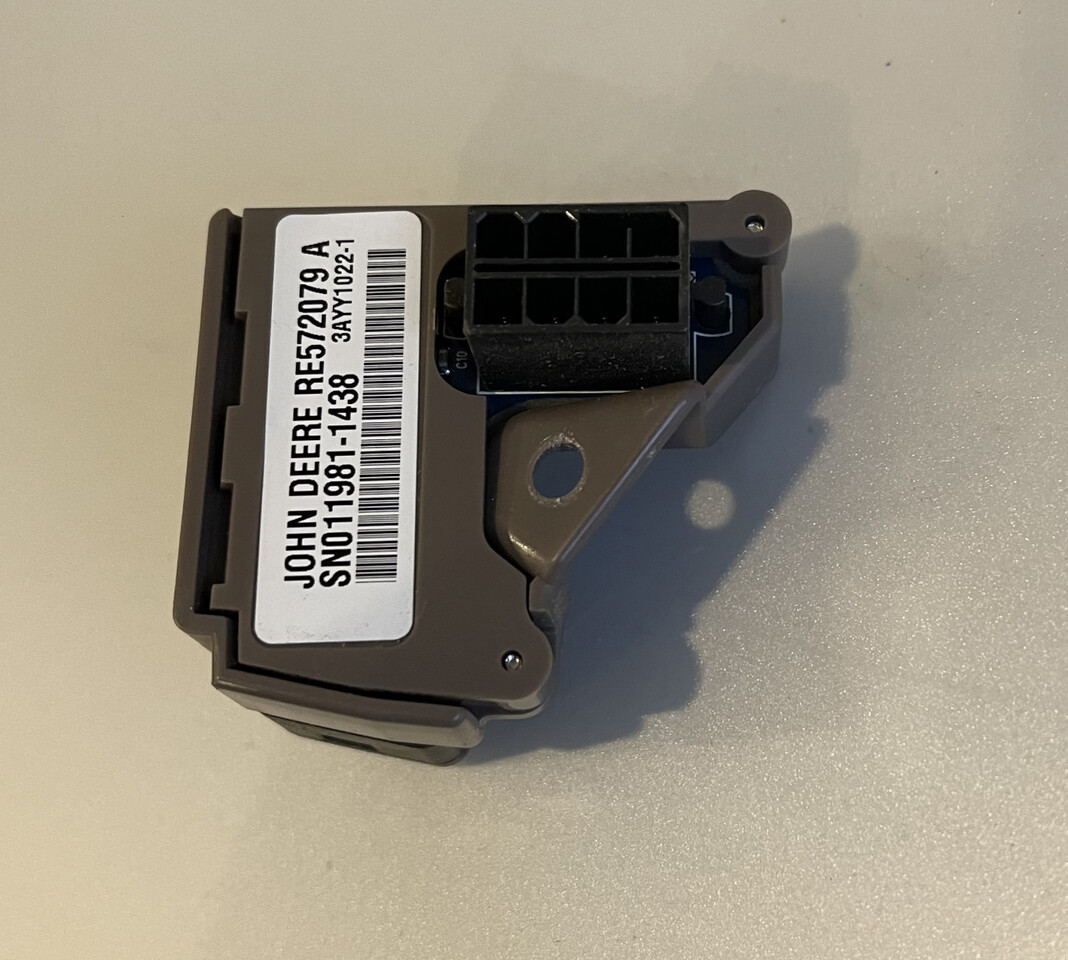 JOHN DEERE - sterownik RE572079 - Электрическая система для Сельскохозяйственной техники: фото 2 JOHN DEERE - sterownik RE572079 - Электрическая система для Сельскохозяйственной техники: фото 2