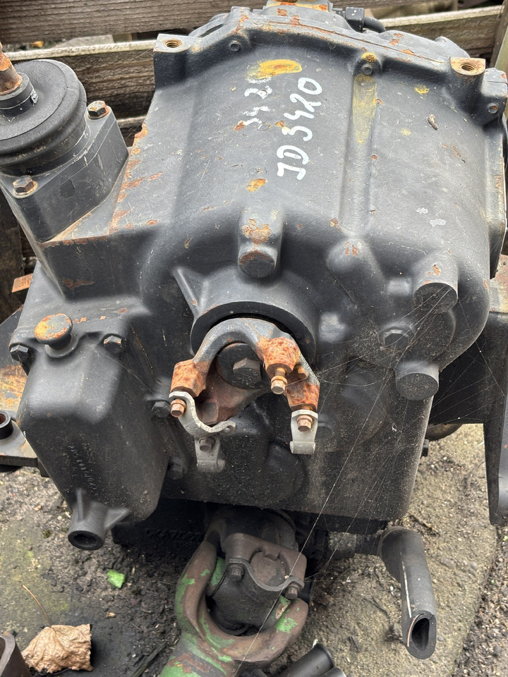 John Deere 3200 3215 3220 3415 3420 Skrzynia Biegów TURNER COM-T4-2030 AZ54187 - Коробка передач для Сельскохозяйственной техники: фото 2 John Deere 3200 3215 3220 3415 3420 Skrzynia Biegów TURNER COM-T4-2030 AZ54187 - Коробка передач для Сельскохозяйственной техники: фото 2