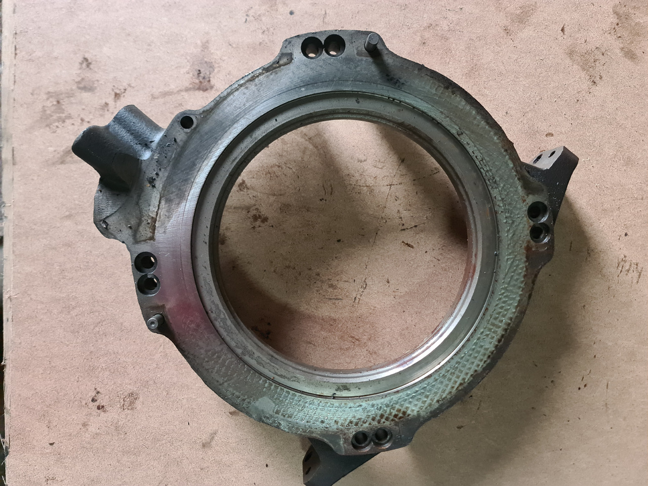 John Deere 4650, 4850 Obudowa Tłoka Hamulcowego R72044 - Детали тормозной системы для Сельскохозяйственной техники: фото 1 John Deere 4650, 4850 Obudowa Tłoka Hamulcowego R72044 - Детали тормозной системы для Сельскохозяйственной техники: фото 1