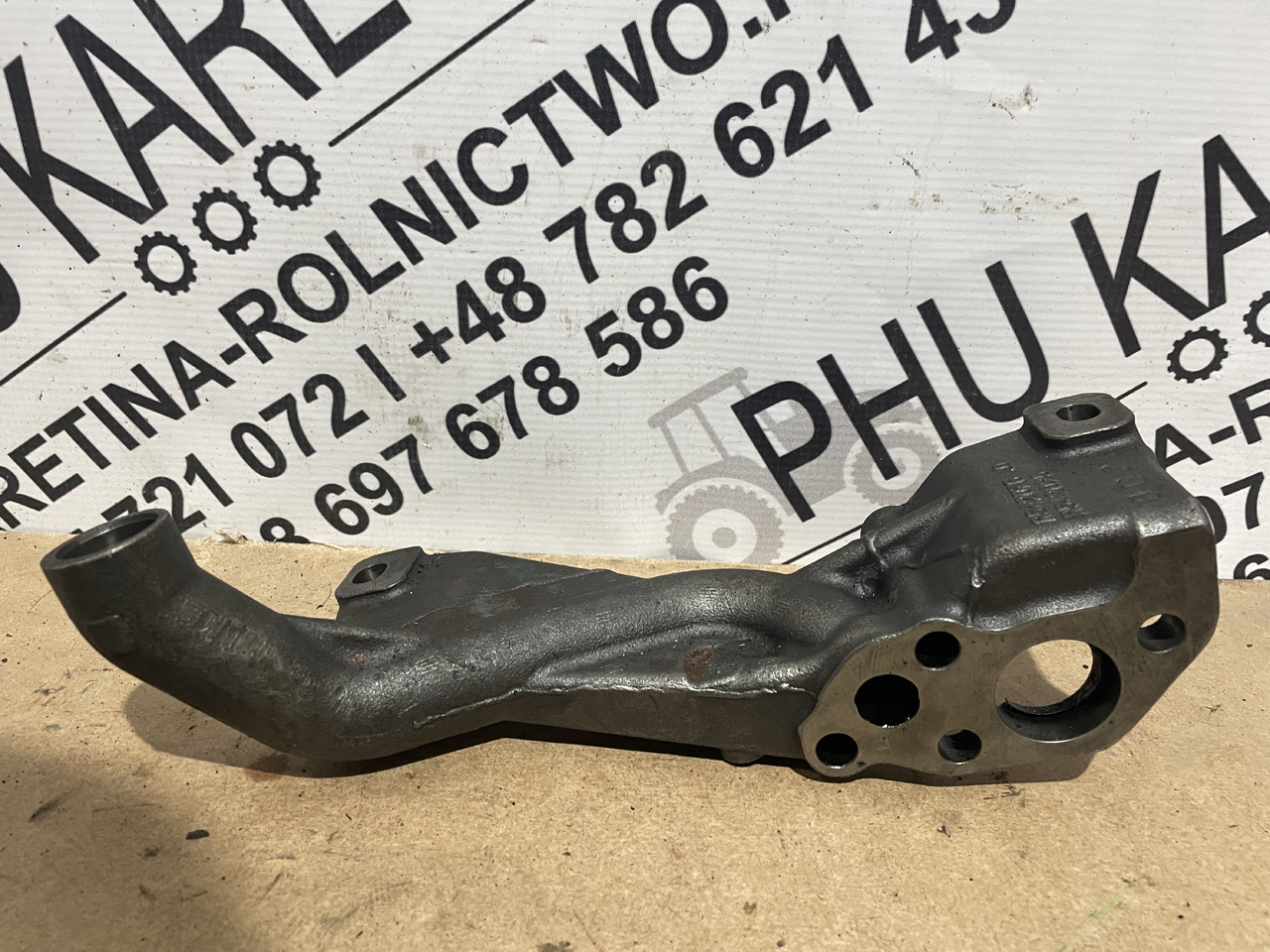 John Deere 6068 - wspornik uchwyt pompy oleju R542076 R542025 - Масляный насос для Сельскохозяйственной техники: фото 3 John Deere 6068 - wspornik uchwyt pompy oleju R542076 R542025 - Масляный насос для Сельскохозяйственной техники: фото 3