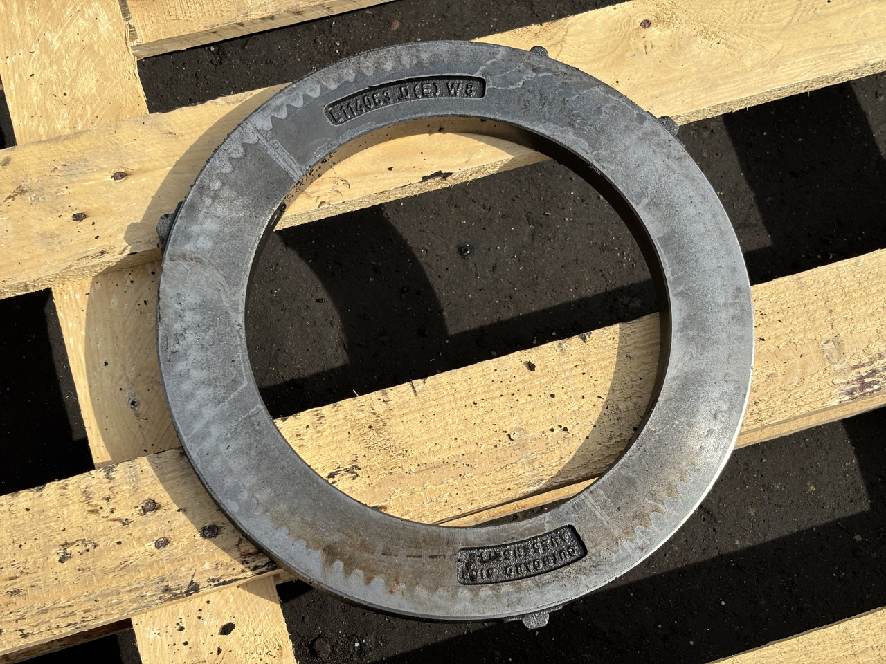 John Deere 6630 Tarcza Płytka Hamulcowa L114053 - Тормозной диск для Сельскохозяйственной техники: фото 1 John Deere 6630 Tarcza Płytka Hamulcowa L114053 - Тормозной диск для Сельскохозяйственной техники: фото 1